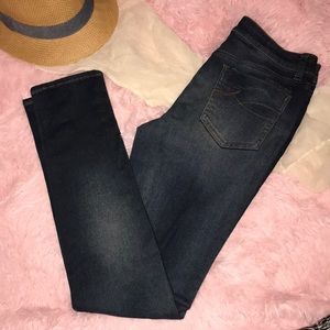 DKNY skinny jeans like new size 4 dark wash